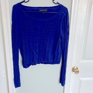 Long sleeve crop top sweater